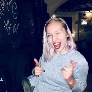 Meet your Posher, Kelsey